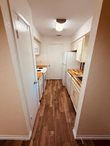 3529 North Hills DR D, Austin, TX 78731
