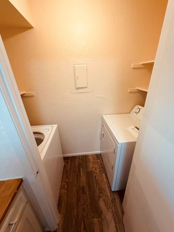 3529 North Hills DR D, Austin, TX 78731