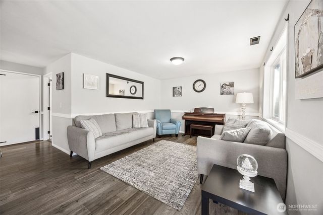 19222 110th Avenue Ct E, Graham, WA 98338