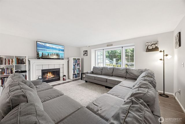 19222 110th Avenue Ct E, Graham, WA 98338