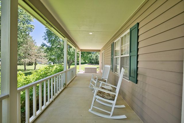 248 Perth Road, Cary, IL 60013