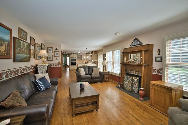 248 Perth Road, Cary, IL 60013