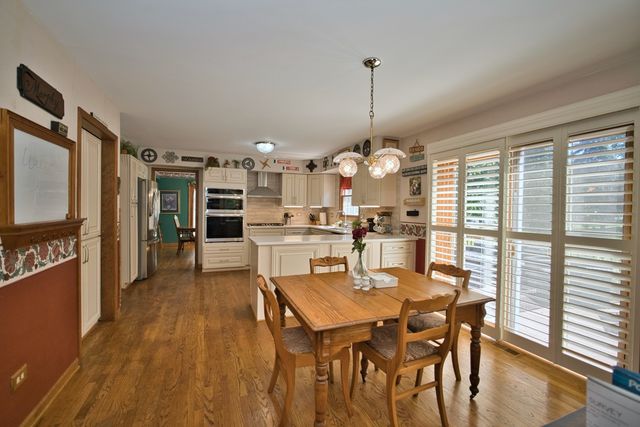 248 Perth Road, Cary, IL 60013