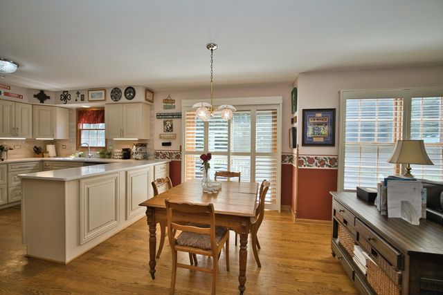 248 Perth Road, Cary, IL 60013