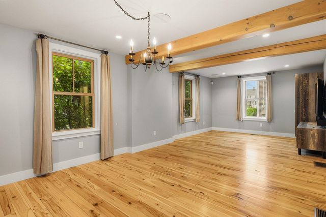 34 River Street, Exeter, NH 03833