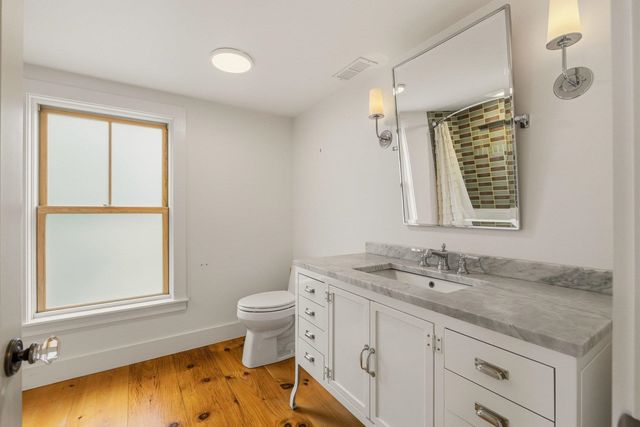 34 River Street, Exeter, NH 03833