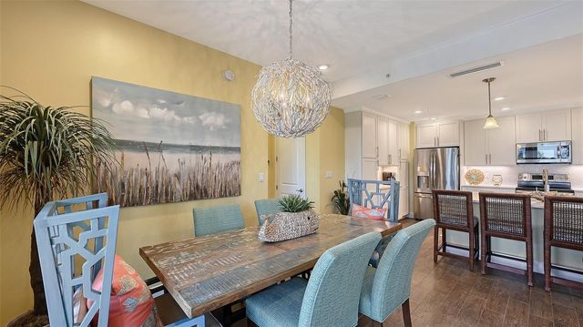 388 ARUBA CIRCLE 201, Bradenton, FL 34209