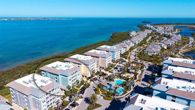 388 ARUBA CIRCLE 201, Bradenton, FL 34209