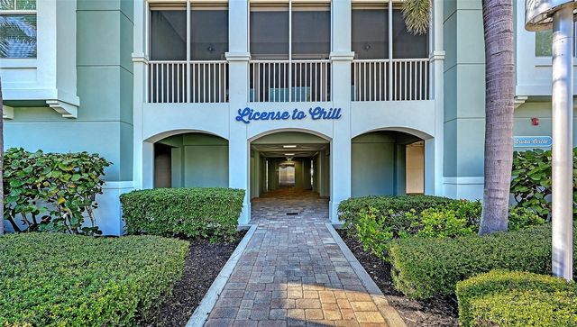 388 ARUBA CIRCLE 201, Bradenton, FL 34209