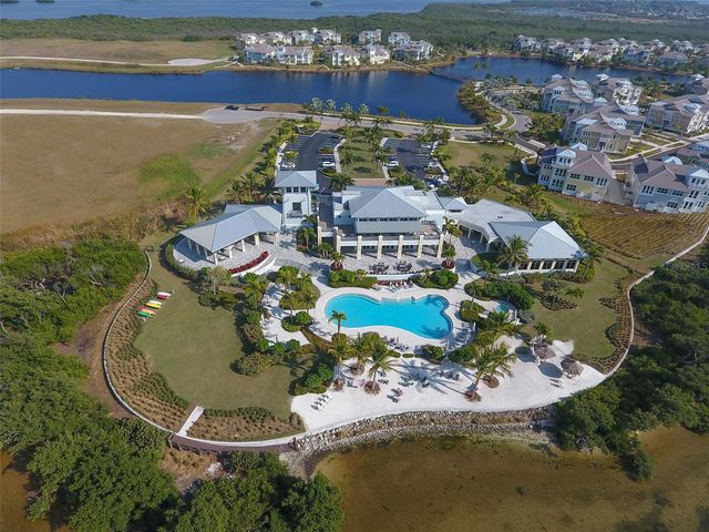 388 ARUBA CIRCLE 201, Bradenton, FL 34209