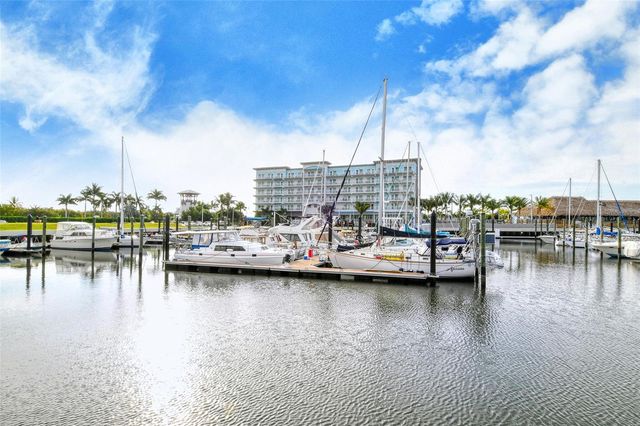 388 ARUBA CIRCLE 201, Bradenton, FL 34209