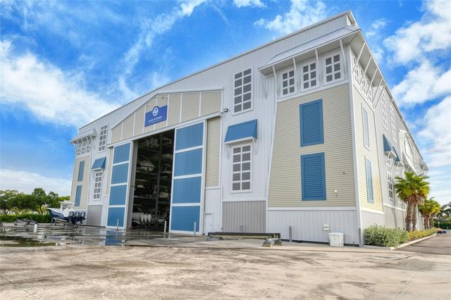 388 ARUBA CIRCLE 201, Bradenton, FL 34209