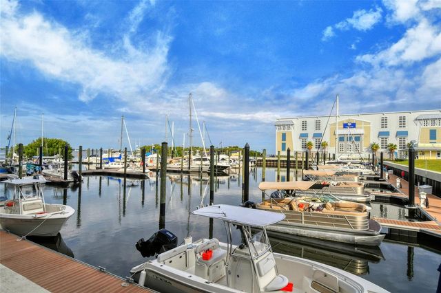 388 ARUBA CIRCLE 201, Bradenton, FL 34209