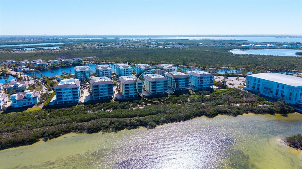 Image 35 of property listing at 388 ARUBA CIRCLE 201, Bradenton, FL 34209