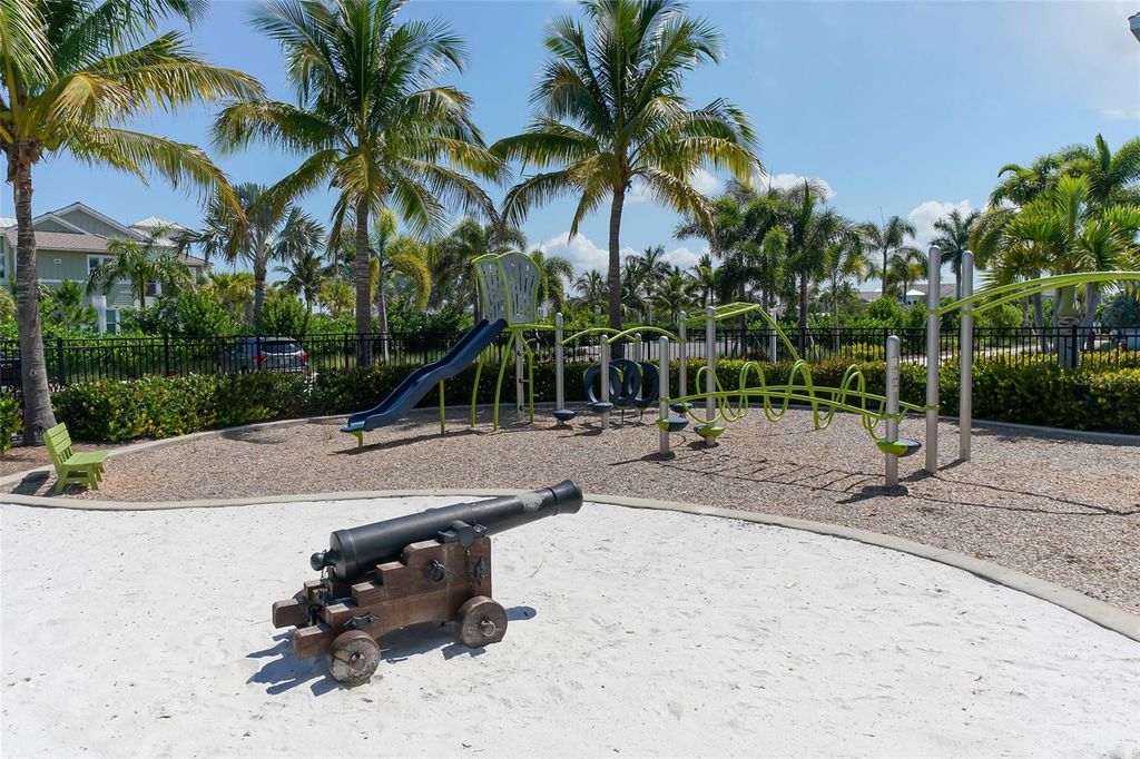 Image 45 of property listing at 388 ARUBA CIRCLE 201, Bradenton, FL 34209