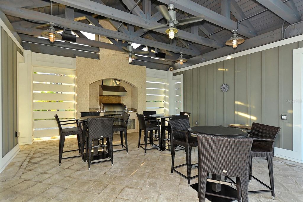 Image 73 of property listing at 388 ARUBA CIRCLE 201, Bradenton, FL 34209