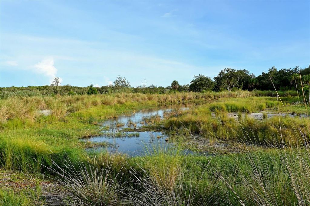 Image 87 of property listing at 388 ARUBA CIRCLE 201, Bradenton, FL 34209