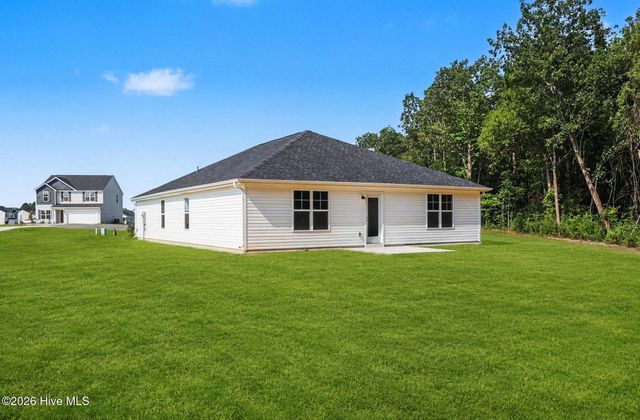 11 Baxley Drive, Dunn, NC 28334