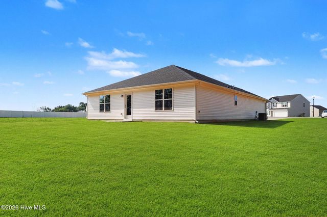 11 Baxley Drive, Dunn, NC 28334