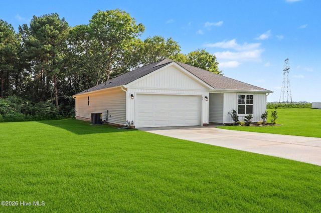 11 Baxley Drive, Dunn, NC 28334