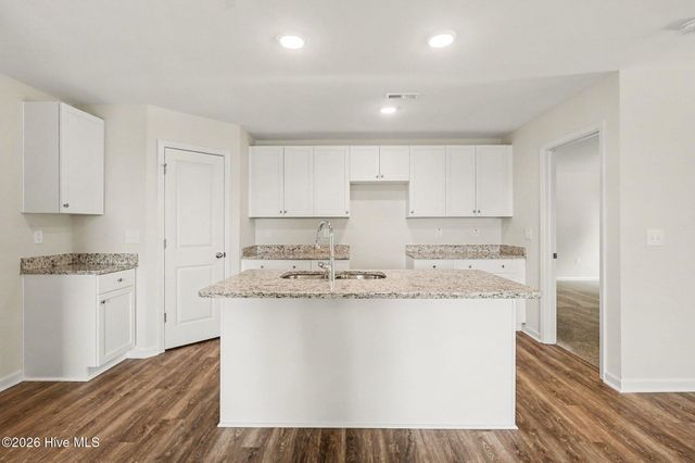 11 Baxley Drive, Dunn, NC 28334