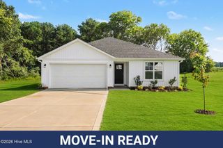 11 Baxley Drive, Dunn, NC 28334