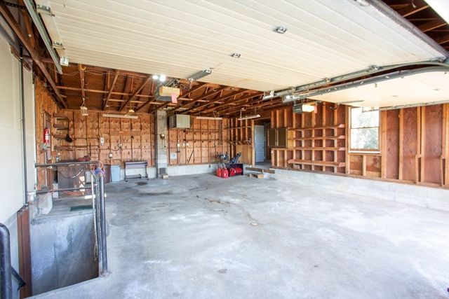 22 Berkshire Cir, Ware, MA 01082