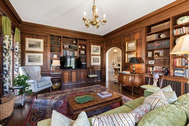 3565 Lake DRIVE, Shorewood, WI 53211