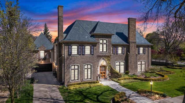3565 Lake DRIVE, Shorewood, WI 53211