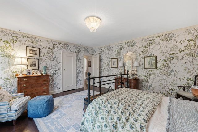 3565 Lake DRIVE, Shorewood, WI 53211