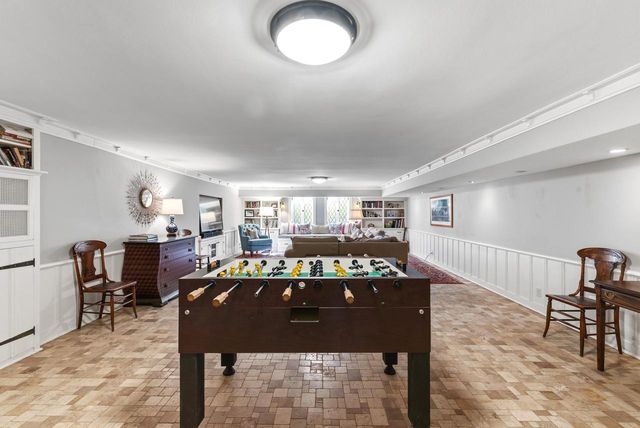 3565 Lake DRIVE, Shorewood, WI 53211