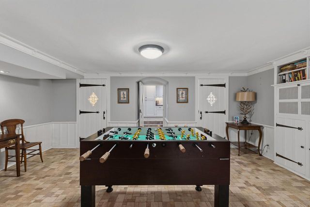 3565 Lake DRIVE, Shorewood, WI 53211