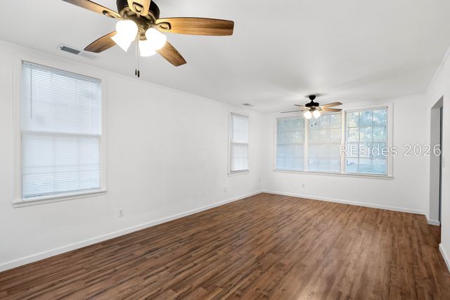 2002 Roper St, Beaufort, SC 29902