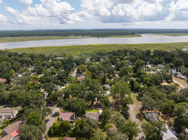 2002 Roper St, Beaufort, SC 29902