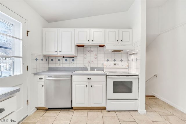 32596 Belle Road, Avon Lake, OH 44012