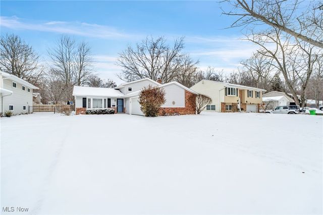 32596 Belle Road, Avon Lake, OH 44012