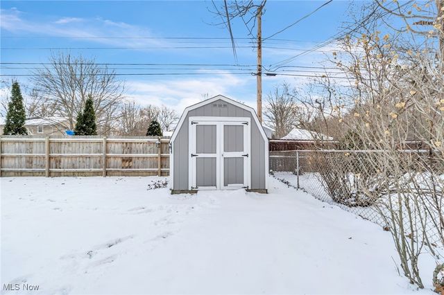 32596 Belle Road, Avon Lake, OH 44012