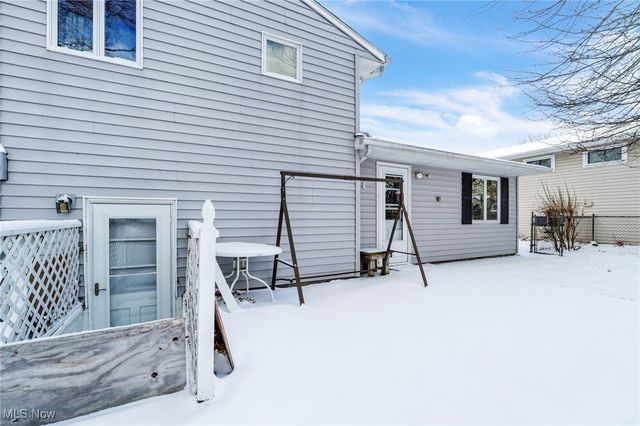 32596 Belle Road, Avon Lake, OH 44012