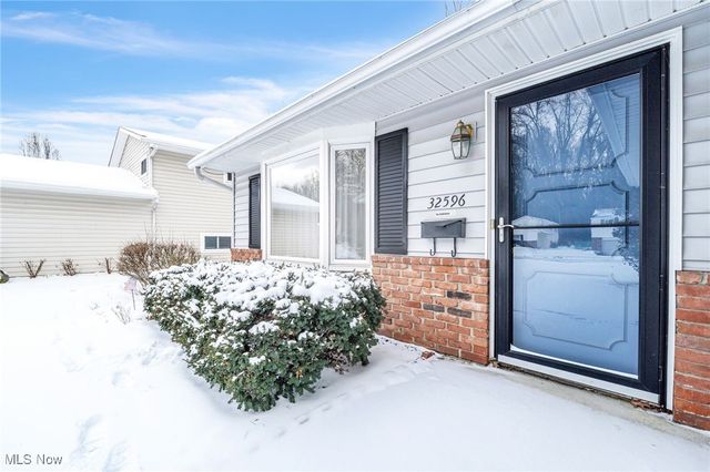 32596 Belle Road, Avon Lake, OH 44012