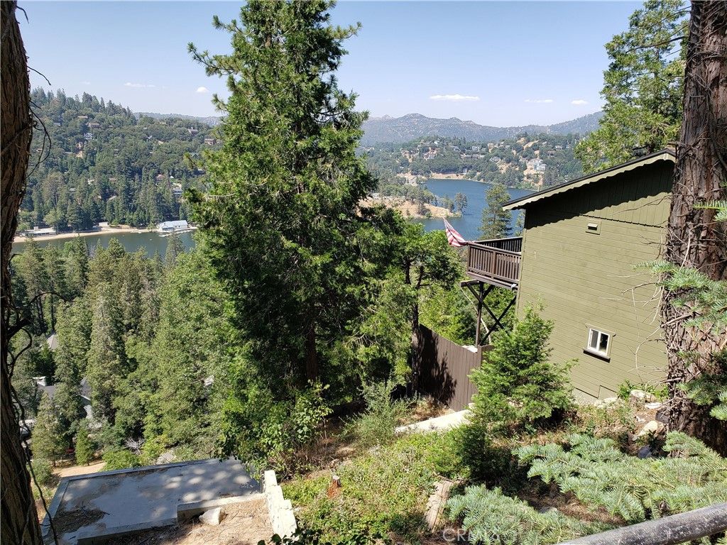 Image 3 of property listing at 24240 Bernard Drive, Crestline, CA 92325