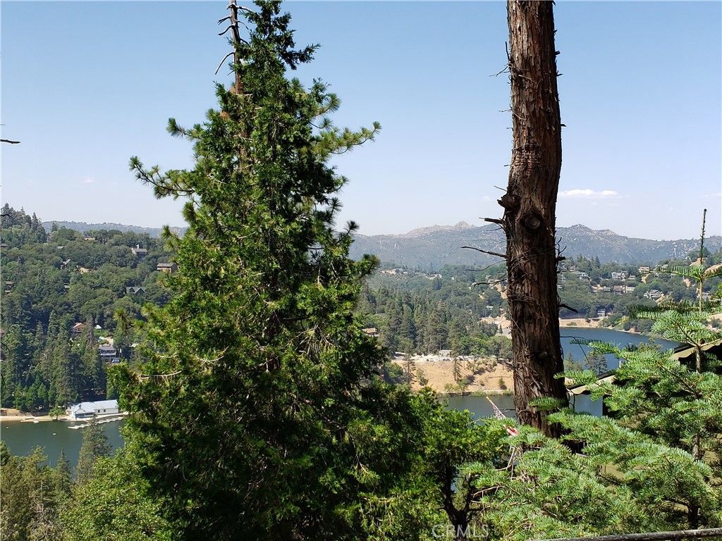 Image 4 of property listing at 24240 Bernard Drive, Crestline, CA 92325