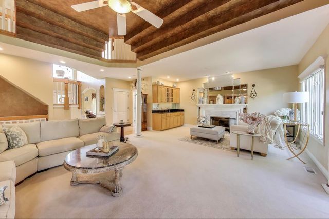 20812 N Swansway, Deer Park, IL 60010