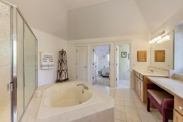 20812 N Swansway, Deer Park, IL 60010