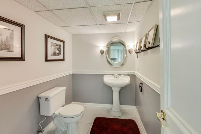 20812 N Swansway, Deer Park, IL 60010