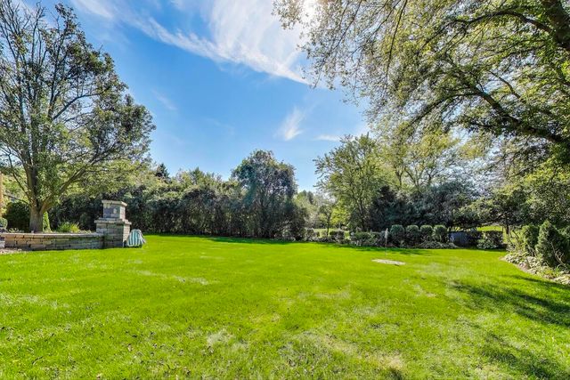 20812 N Swansway, Deer Park, IL 60010