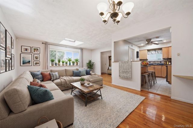 52 N 15th Street, Wyandanch, NY 11798