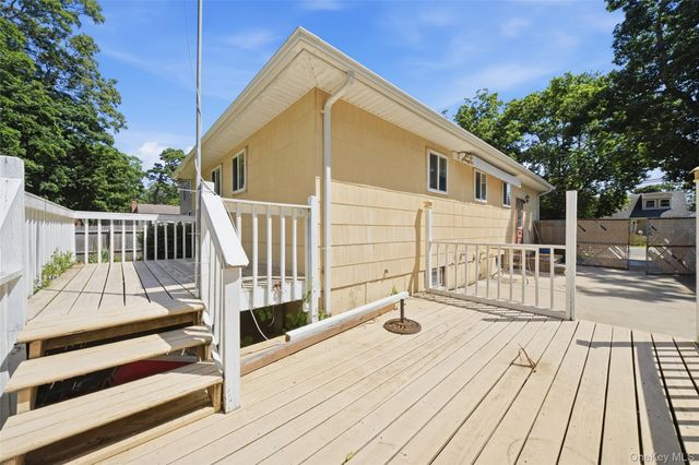 52 N 15th Street, Wyandanch, NY 11798