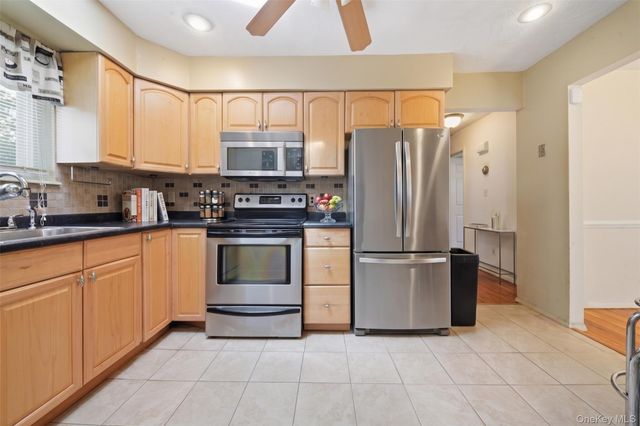 52 N 15th Street, Wyandanch, NY 11798