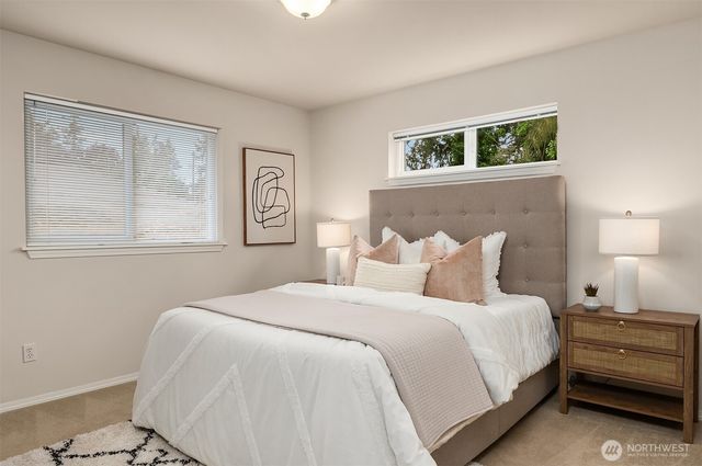 19811 Wallingford Avenue N, Shoreline, WA 98133