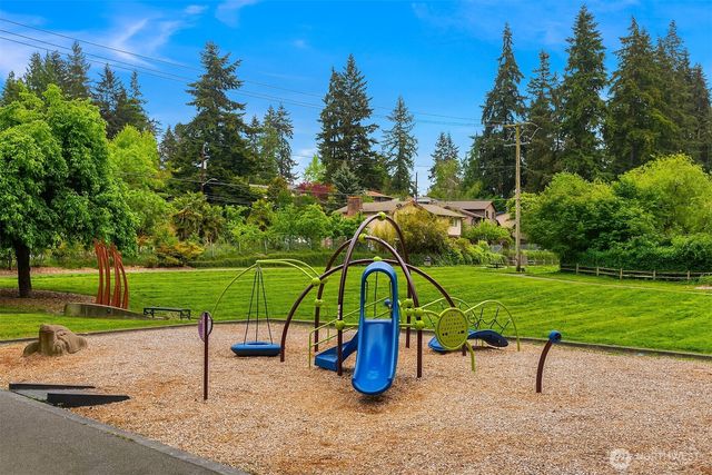 19811 Wallingford Avenue N, Shoreline, WA 98133